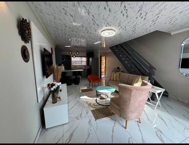 3 BEDROOM CLUSTER FOR SALE IN GLEN MARAIS